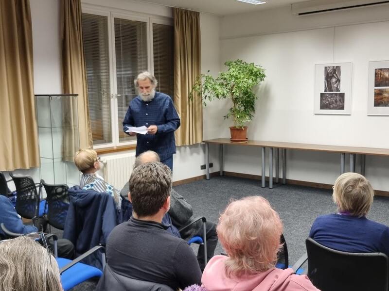 CHASIDSKÉ PŘÍBĚHY - PROF. PAVEL HOŠEK - CHASIDSKÉ PŘÍBĚHY - PROF. PAVEL HOŠEK