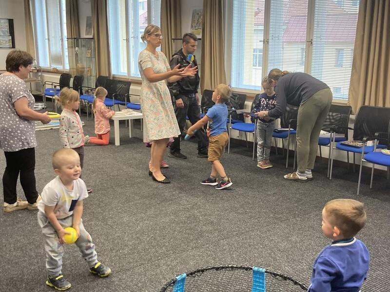 DEN DĚTÍ V KNIHOVNĚ - DEN DĚTÍ V KNIHOVNĚ