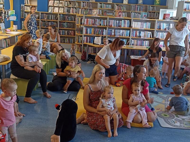 HRÁTKY S BATOLÁTKY - HRÁTKY S BATOLÁTKY