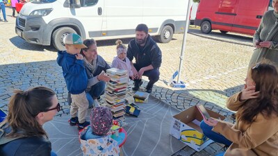 Brány města dokořán - stánek městské knihovny 