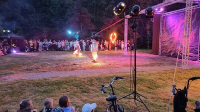 Ohňová show svatojánské slavnosti