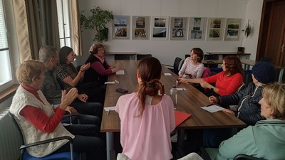 Z přednášky o esenciálních olejích