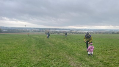 Děti si užily krásné dopoledne s pouštěním draků