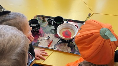 Děti si vyrábění opravdu užily