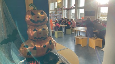 Nechyběla stylová výzdoba