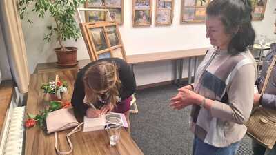 Proběhla také autogramiáda knížky M. Vilánkové